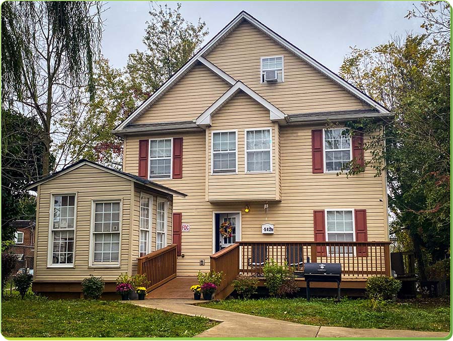 5426 Clover Road, Baltimore 21215
