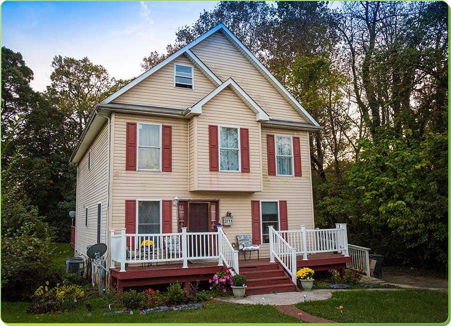 Pleasant Garden Pinewood: 3711 Pinewood Avenue, Baltimore 21206